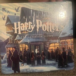 Harry Potter the complete series but 1 book is missing very good condition